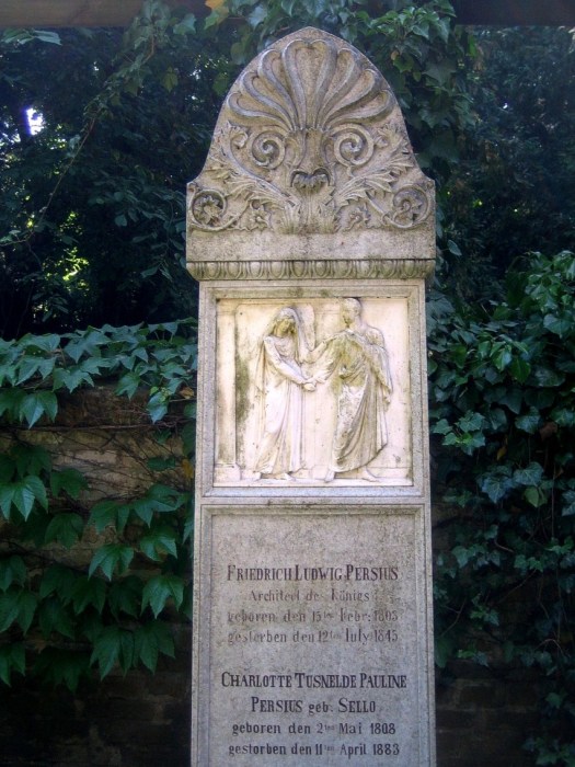 F_L_Persius_Grabstele_Bornstedt