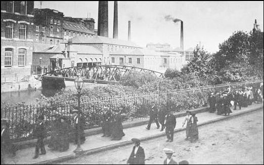 6dbe24bc6c920c40d8aaa2c725488e73-2