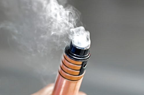getty-vaping-vape-pen