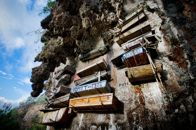 The Hanging Coffins and Burial Caves of&nbsp;Lumiang